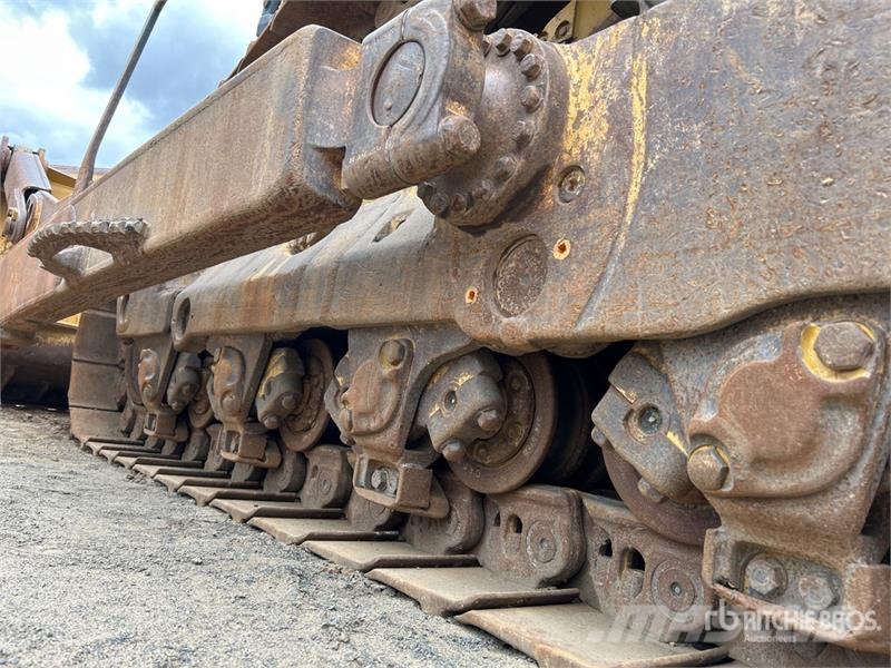 CAT D8T lánctalpas dózerek