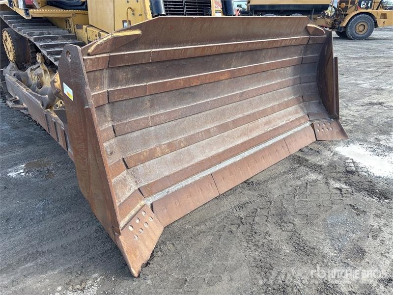 CAT D8T Crawler dozers