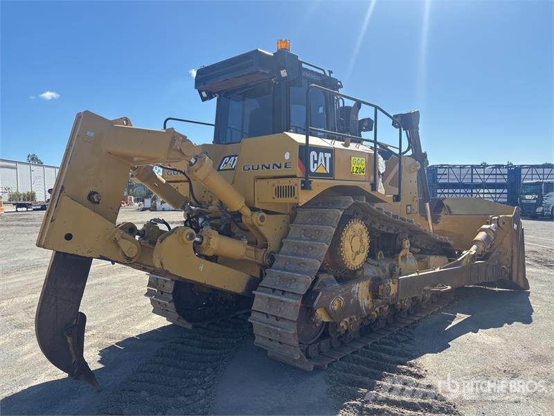 CAT D8T Kāpurķēžu buldozeri