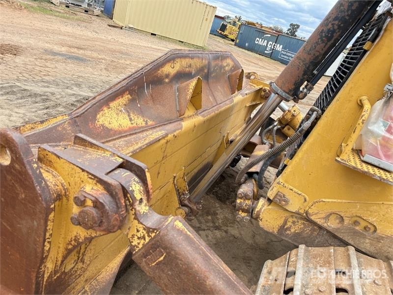 CAT D8T lánctalpas dózerek