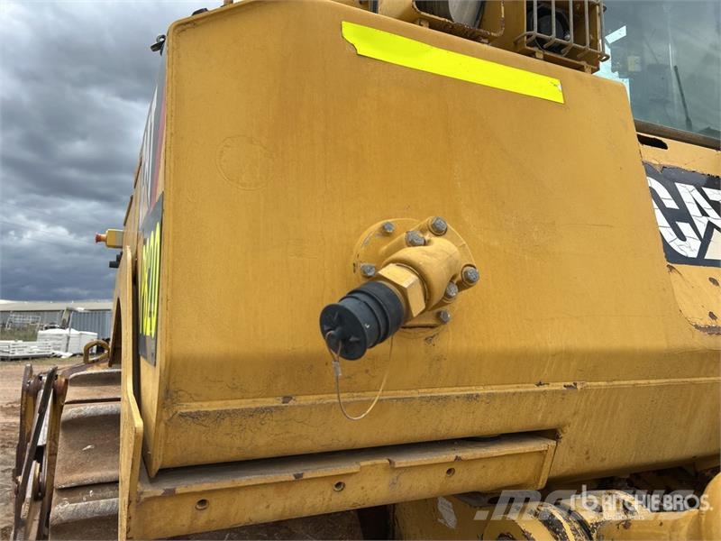 CAT D8T lánctalpas dózerek