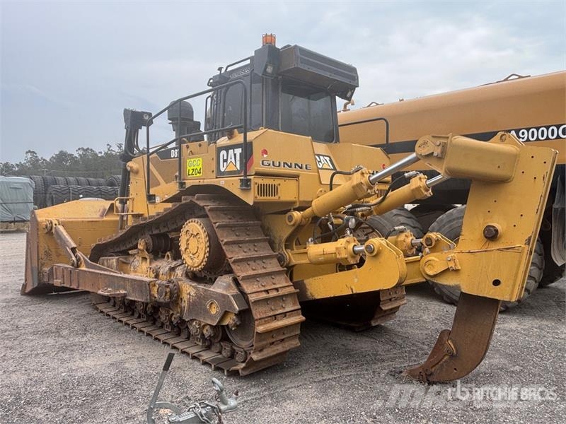 CAT D8T lánctalpas dózerek