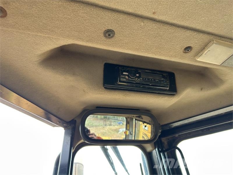 CAT D8T lánctalpas dózerek