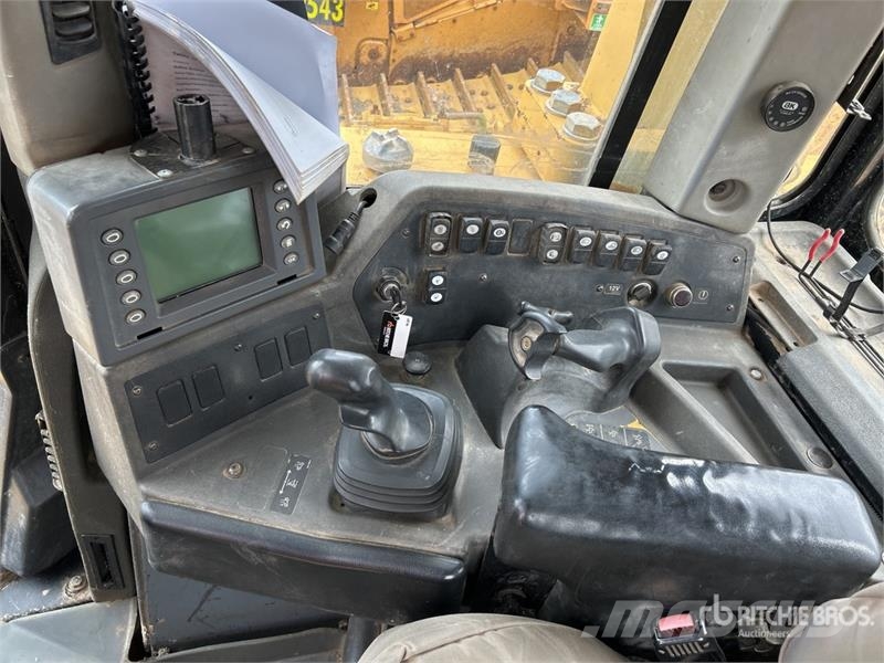 CAT D8T lánctalpas dózerek
