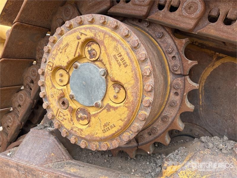 CAT D8T lánctalpas dózerek