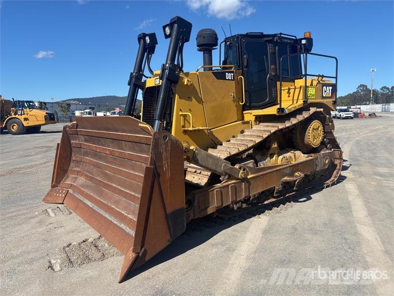 CAT D8T Kāpurķēžu buldozeri