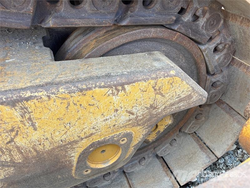CAT D8T Crawler dozers