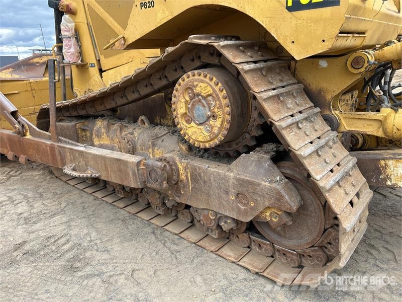 CAT D8T lánctalpas dózerek