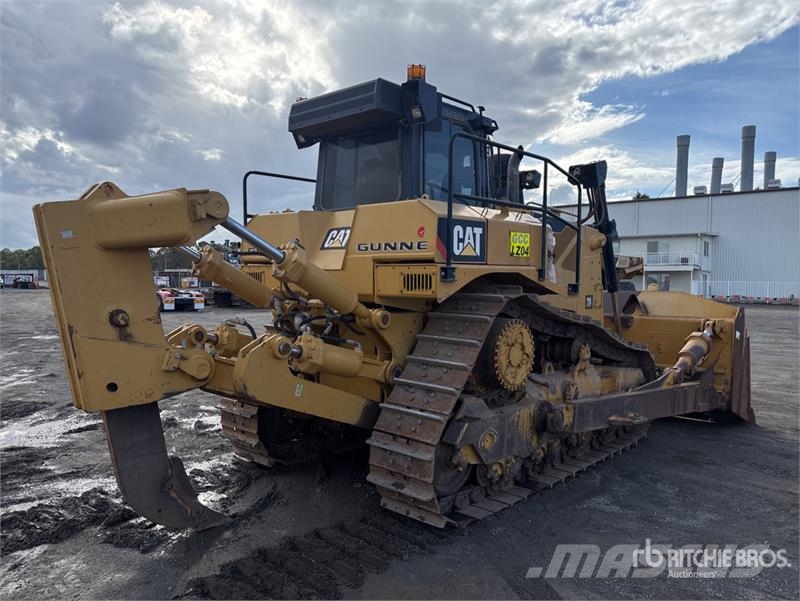 CAT D8T Crawler dozers