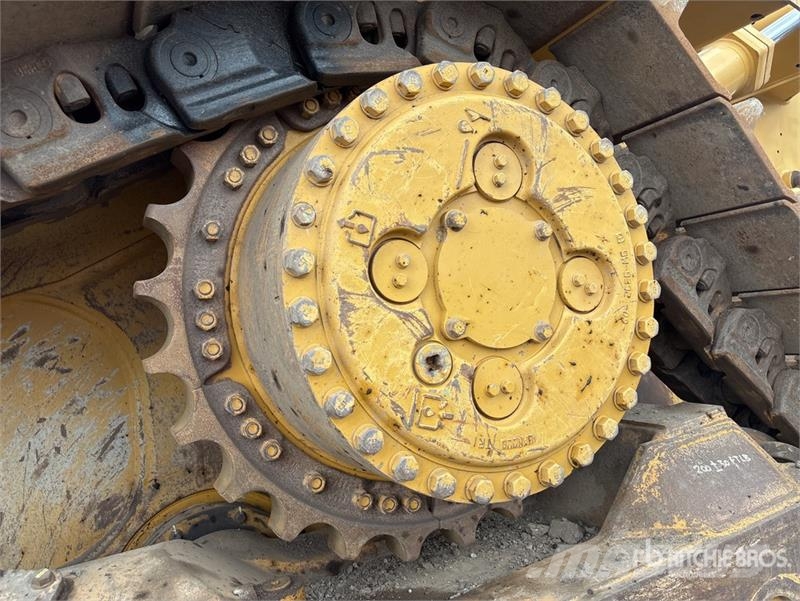 CAT D8T Crawler dozers