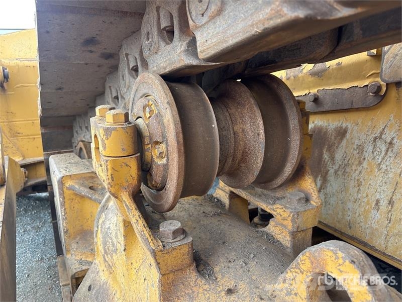 CAT D8T Crawler dozers