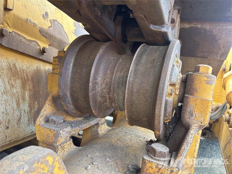 CAT D8T Crawler dozers