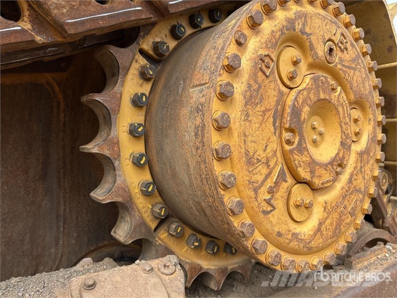 CAT D9T Crawler Dozer بلدوزرات مجنزرة