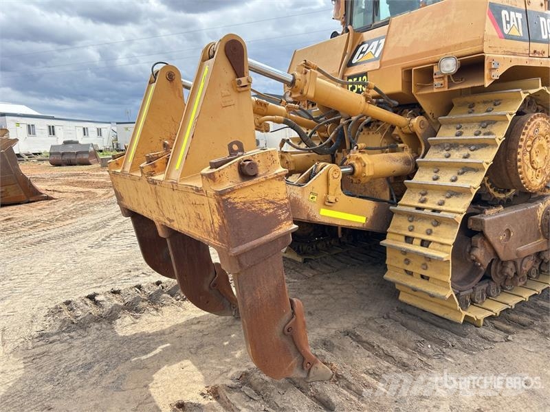 CAT D9T Crawler Dozer بلدوزرات مجنزرة