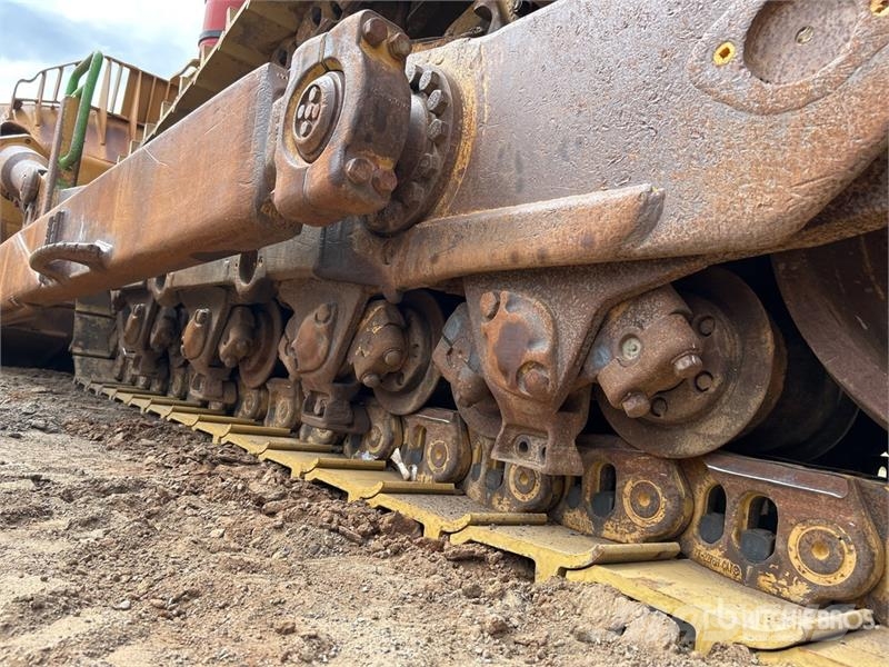 CAT D9T Crawler Dozer بلدوزرات مجنزرة