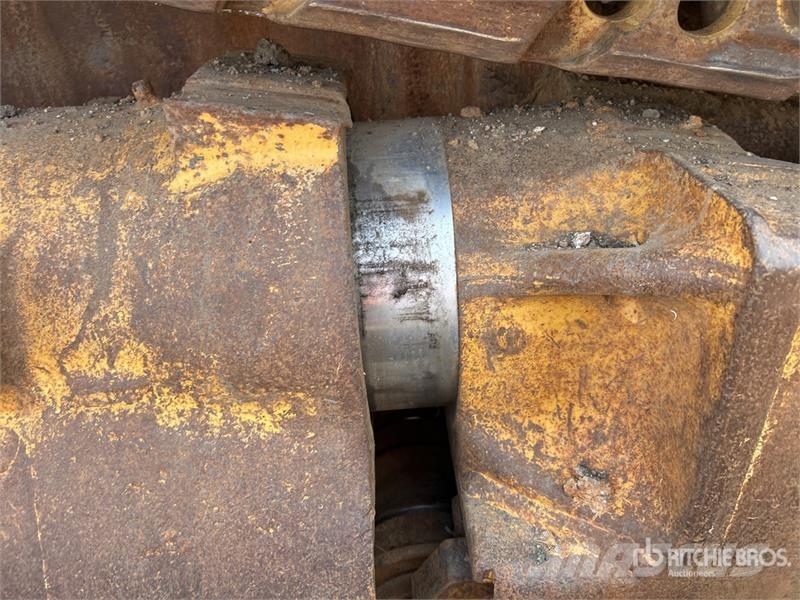 CAT D9T Crawler Dozer بلدوزرات مجنزرة