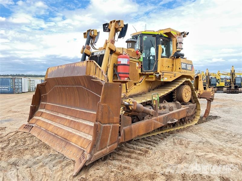CAT D9T Crawler Dozer بلدوزرات مجنزرة