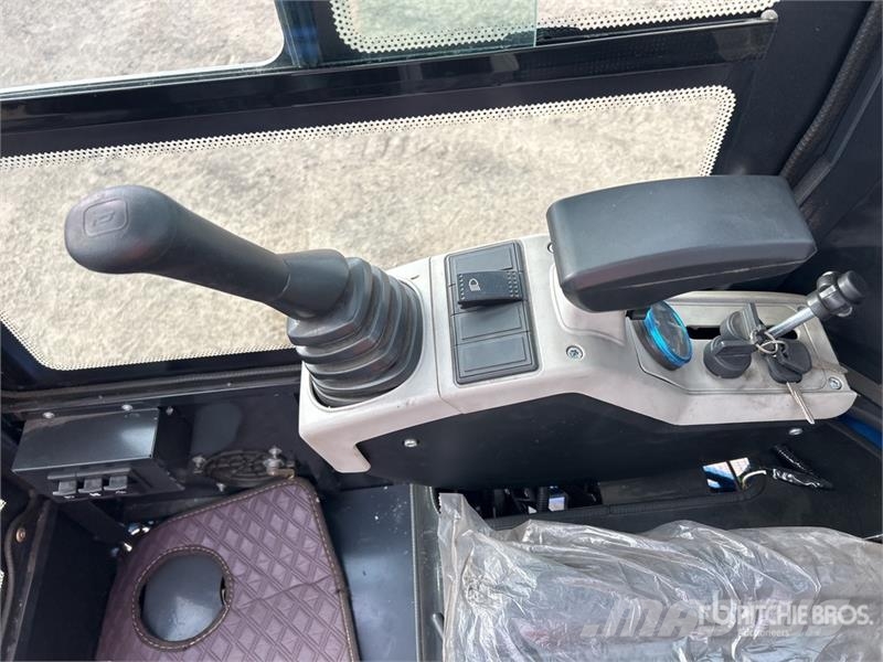 CFG KX15PC Mini Excavator (Unused) ミニ油圧ショベル 7t以下（ミニユンボ・ミニディガー）