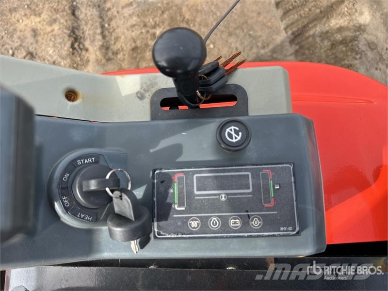 CFG NT18LD Mini Excavator (Unused) ミニ油圧ショベル 7t以下(ミニユンボ・ミニディガー)