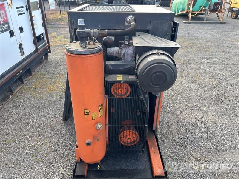 Champion CSE37 Electric Air Compressor Компресори