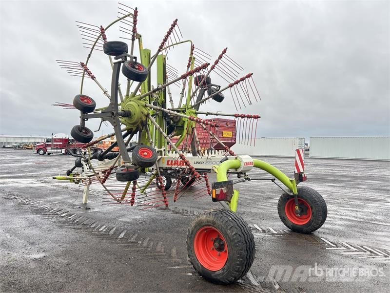 CLAAS Liner 2800 8.2 m 2-Point Hay Rake Rakes and tedders