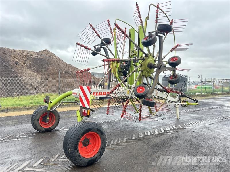 CLAAS Liner 2800 8.2 m 2-Point Hay Rake Rakes and tedders