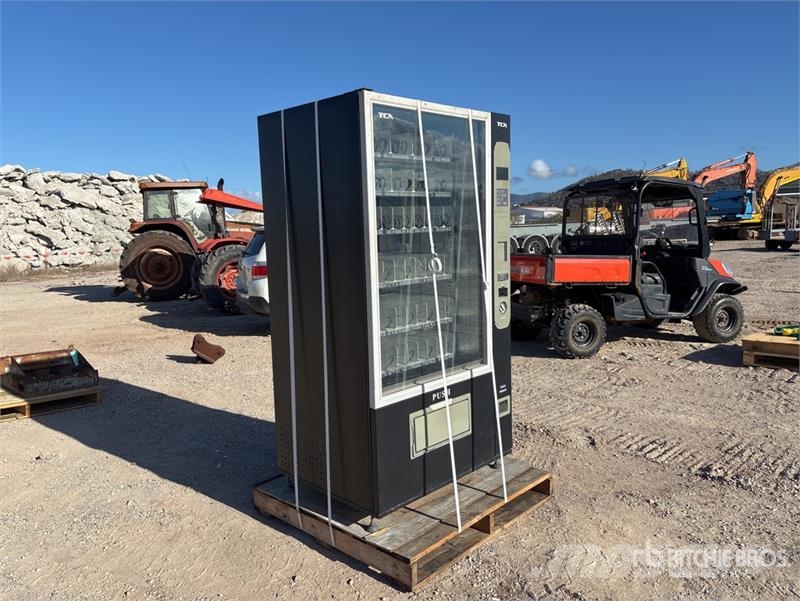 Commercial Vending Machine Other farming machines