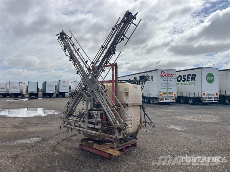 Croplands 11 m 3-Point Hitch Sprayer 牵引式喷雾机