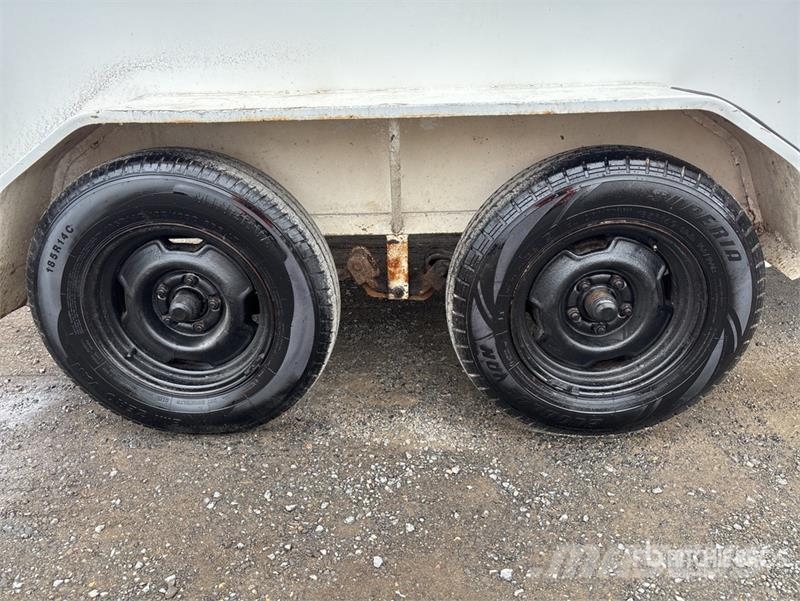 Cruise 3.3 m T/A Horse Trailer Livestock transport