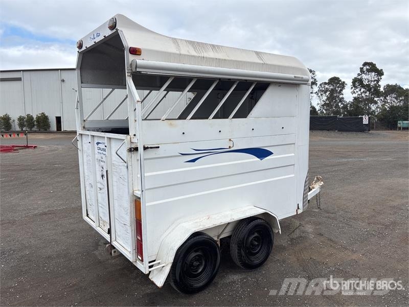 Cruise 3.3 m T/A Horse Trailer Livestock transport