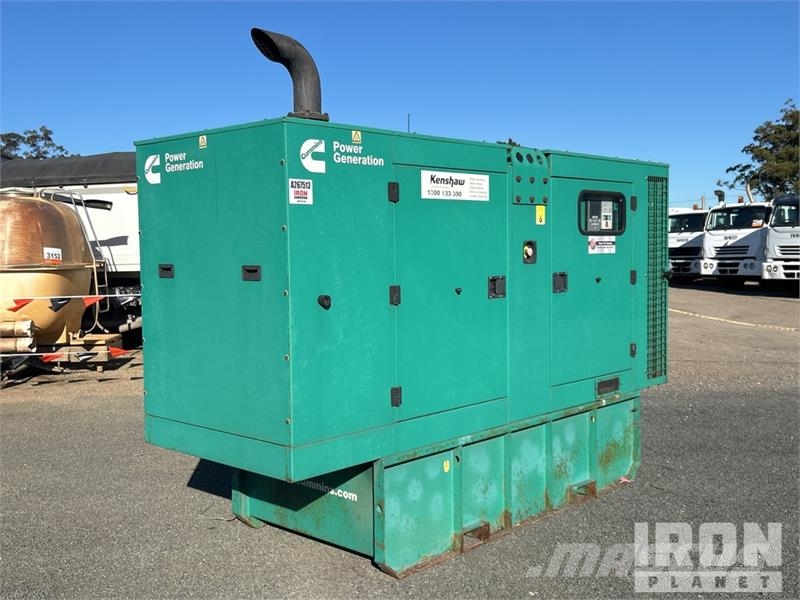 Cummins C110D5 110 kVA Mobile Generator Set Dízel áramfejlesztők
