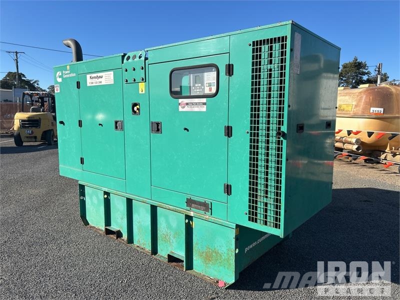Cummins C110D5 110 kVA Mobile Generator Set Dízel áramfejlesztők