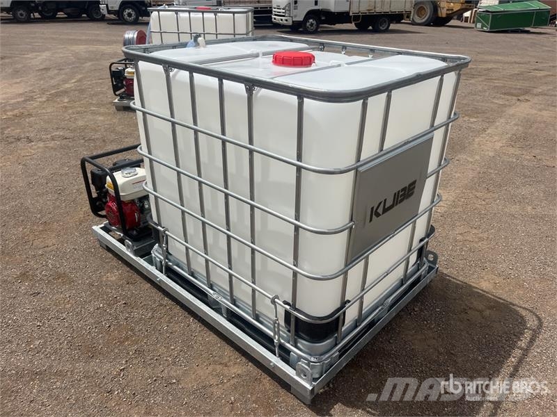 Custom Built 1000 L Water Tank (Unused) Üzemanyag- és adaléktartályok
