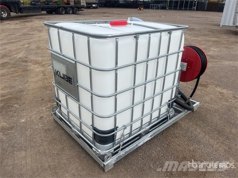 Custom Built 1000 L Water Tank (Unused) Üzemanyag- és adaléktartályok