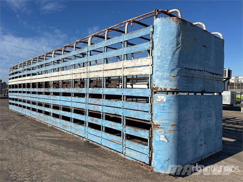  Custom Built 12.2 m Livestock Crate Body - Fits Tr Box body