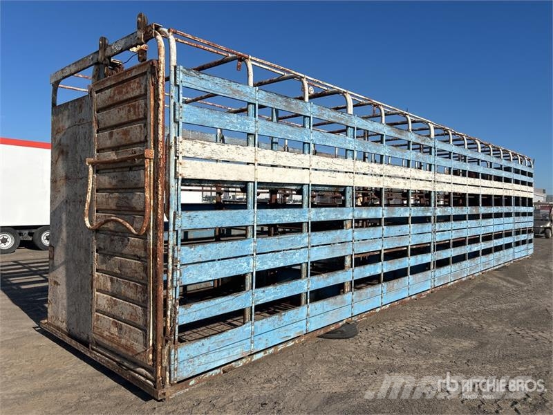  Custom Built 12.2 m Livestock Crate Body - Fits Tr Box body