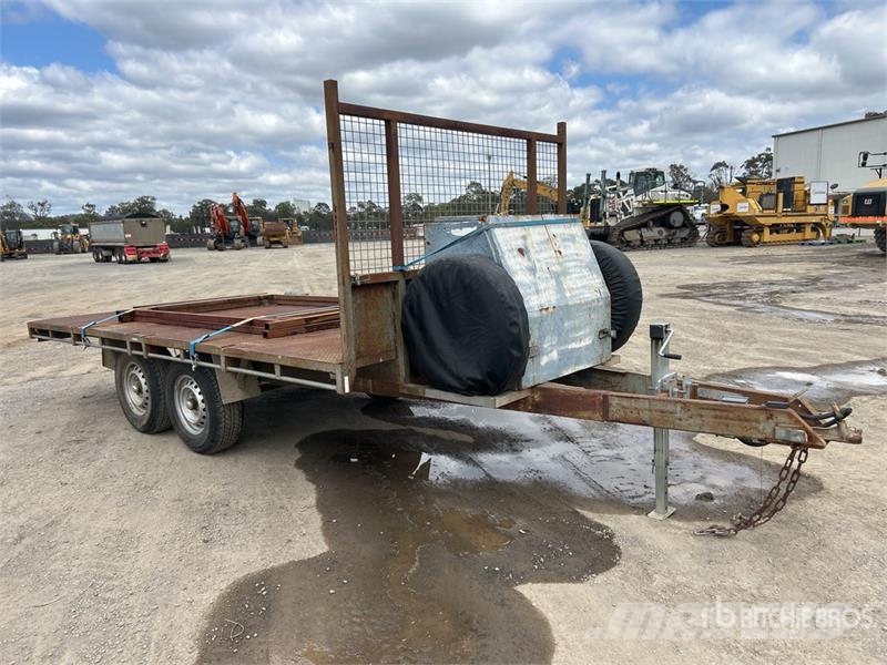  Custom Built 4.5 m T/A Flatbed Trailer Flatbed/Dropside trailers