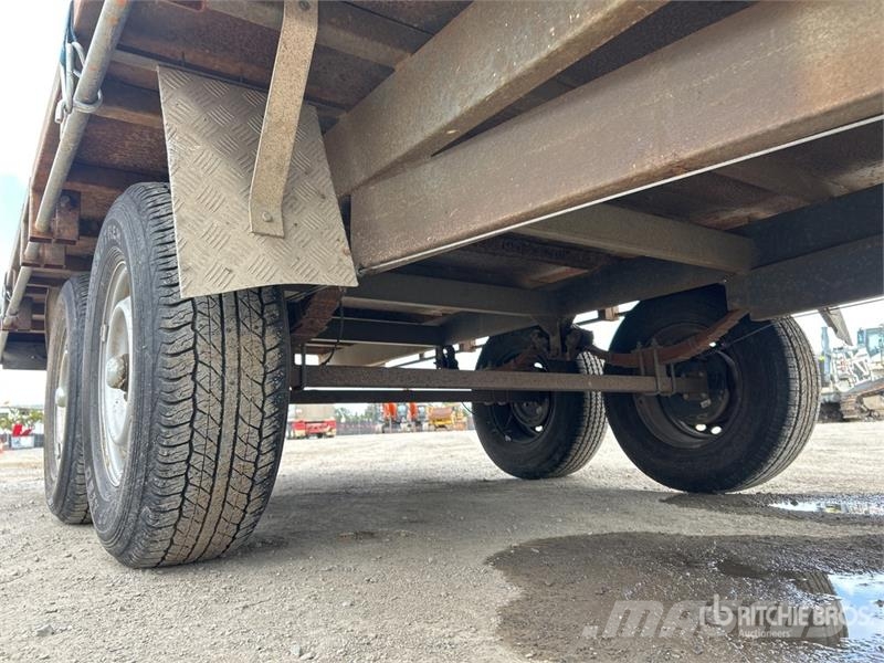 Custom Built 4.5 m T/A Flatbed Trailer Flatbed/Dropside trailers