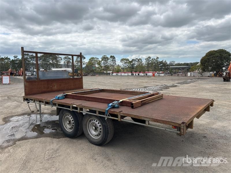 Custom Built 4.5 m T/A Flatbed Trailer Flatbed/Dropside trailers