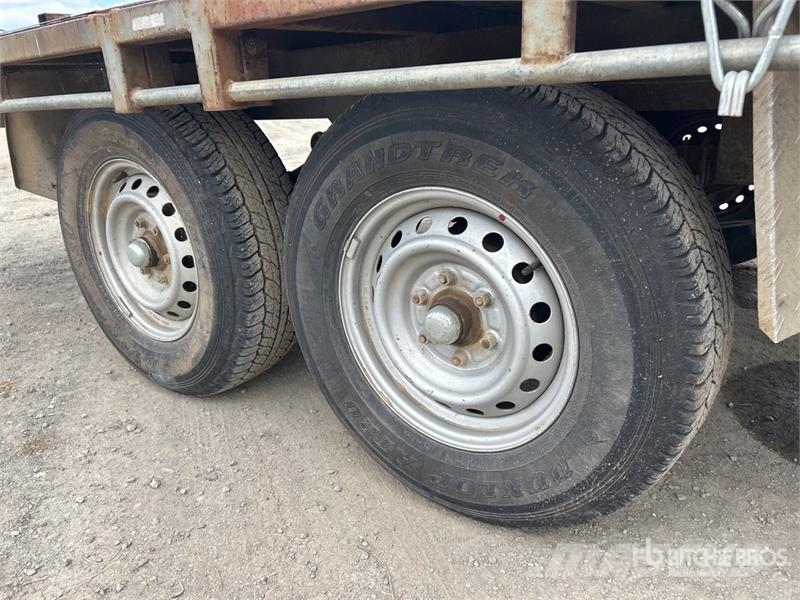  Custom Built 4.5 m T/A Flatbed Trailer Flatbed/Dropside trailers