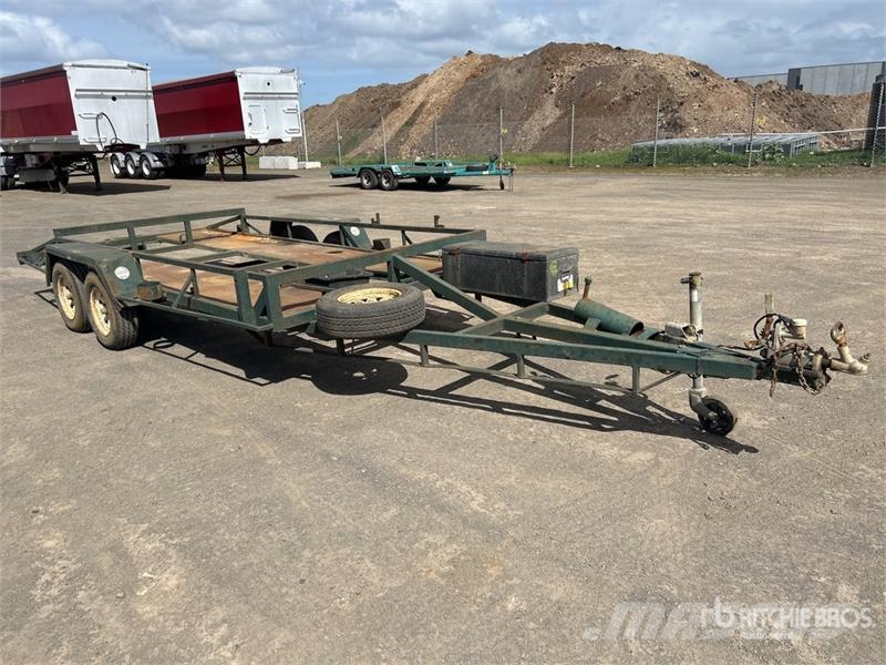 Custom Built 4.6 m Bogie/A Equipment Trailer Car carrier