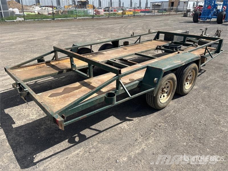 Custom Built 4.6 m Bogie/A Equipment Trailer Car carrier