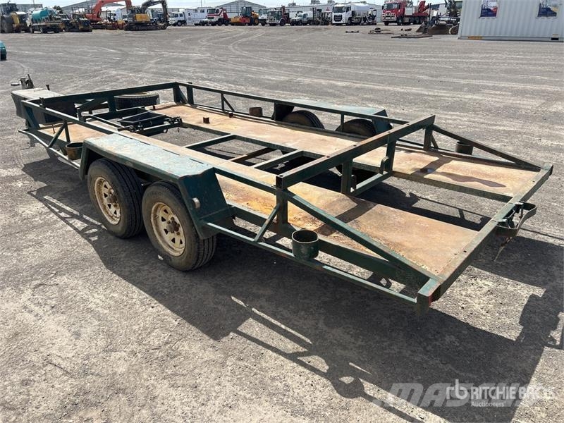 Custom Built 4.6 m Bogie/A Equipment Trailer Car carrier