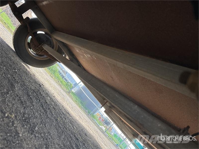 Custom Built 4.8 m Bogie/A Flatbed Trailer 自卸半挂车