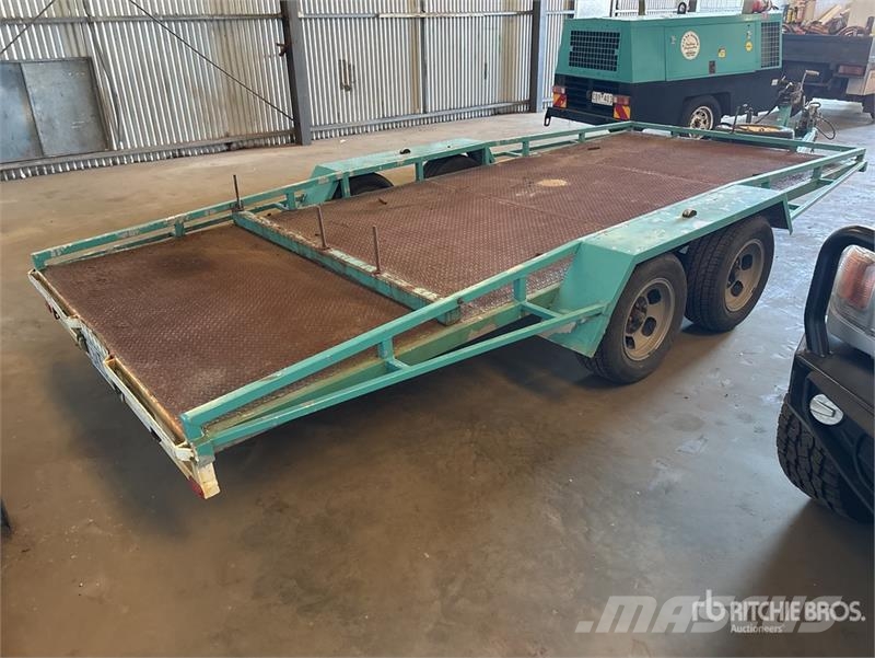 Custom Built Bogie/A Flatbed Trailer Platós / Ponyvás pótkocsik