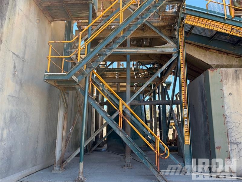 Custom Built Secondary Plant w/ Linatex Flat Botto Other