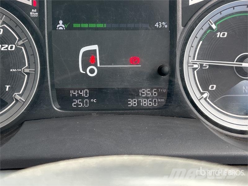 DAF CF17.530 6x4 T/A Sleeper Truck Tractor Truck Tractor Units