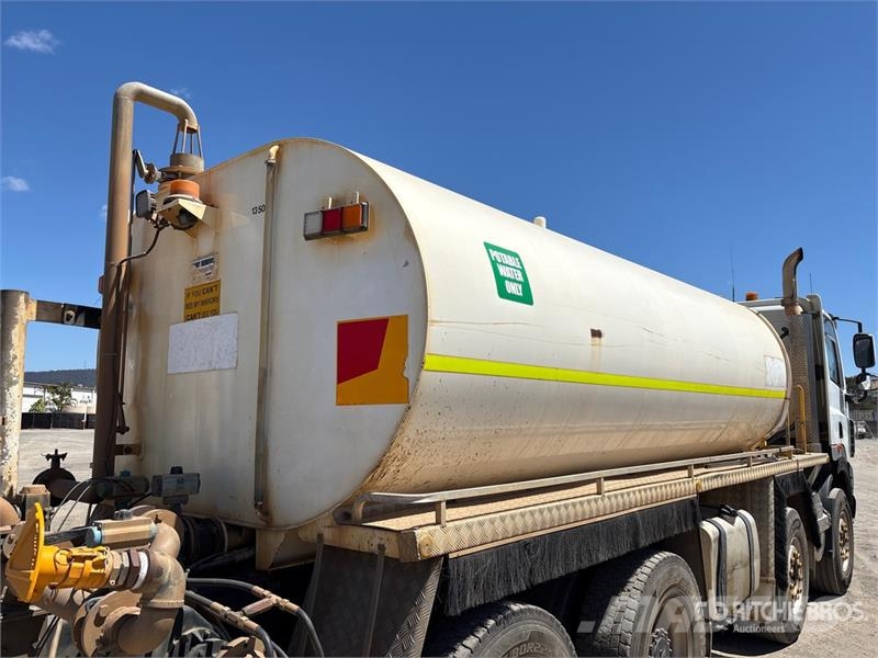 DAF CF85 13500 L 8x4 Twin-Steer Water Truck Water tankers