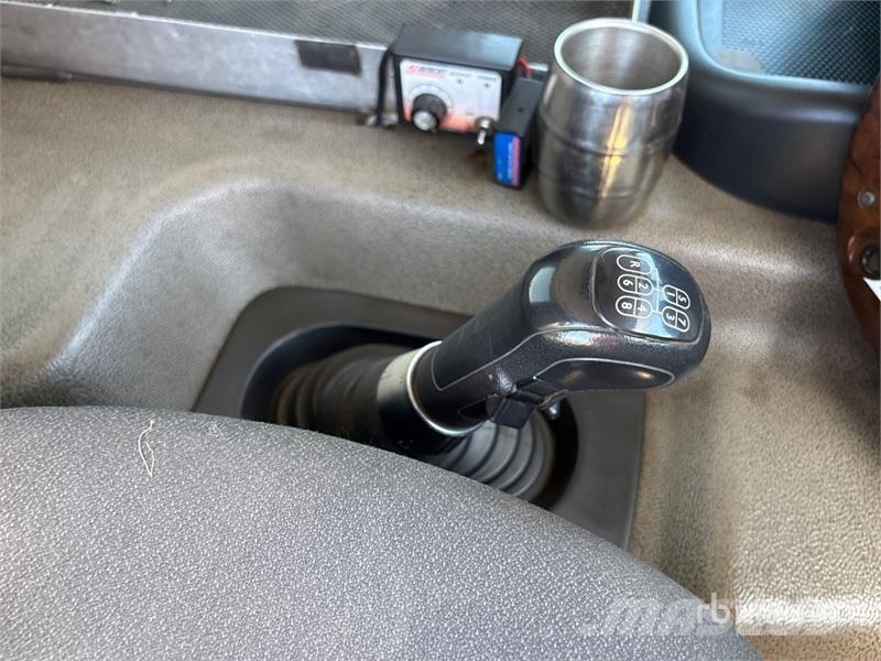 DAF CF85 13500 L 8x4 Twin-Steer Water Truck Water tankers