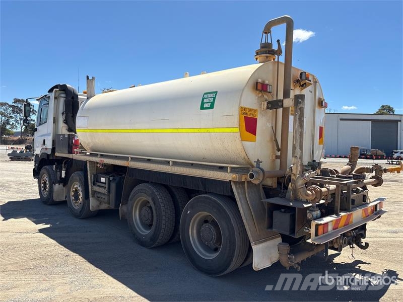 DAF CF85 13500 L 8x4 Twin-Steer Water Truck Water tankers